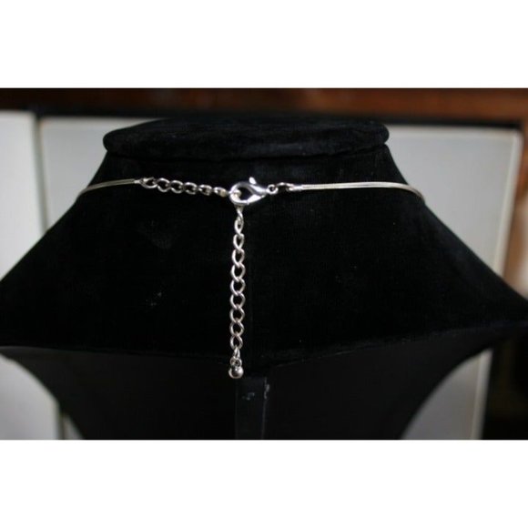 Silver Necklace - Picture 2 of 2